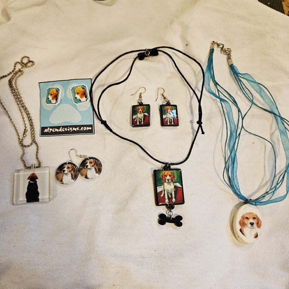 Beagle Jewelry! Lot - Picture 1 of 7